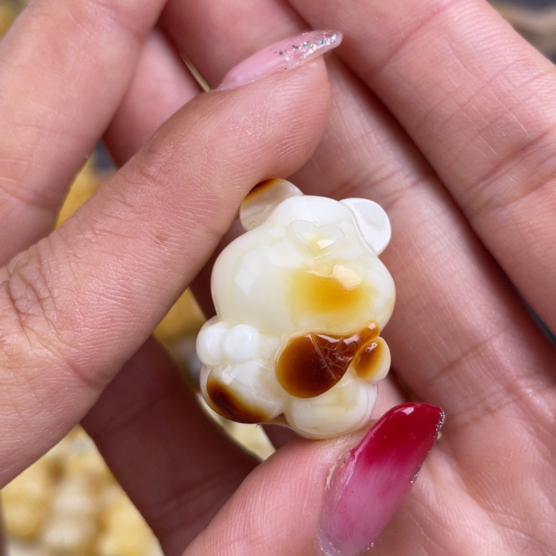 琥珀裸石未镶嵌蜜蜡