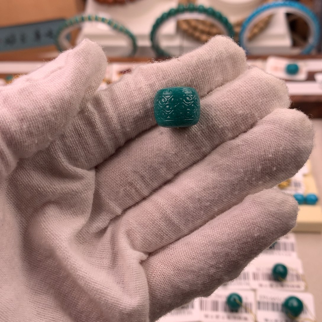 绿松石未镶嵌配饰凡