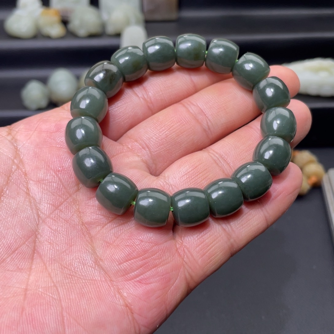 和田玉挂件未镶嵌尘*