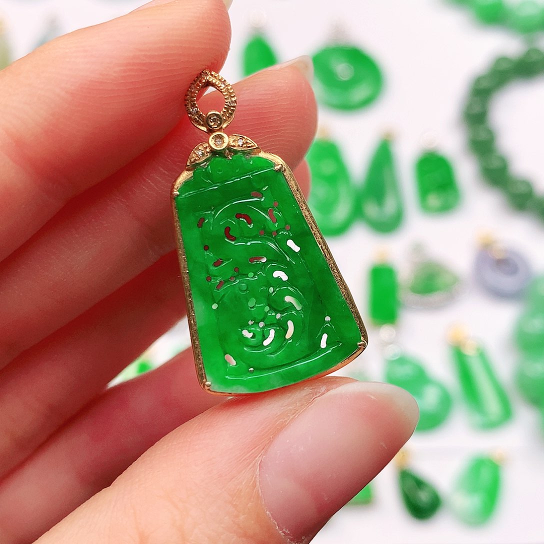 吊坠(不含链)18K金镶嵌翡翠