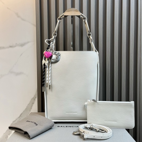 95新/包包/巴黎世家/250304SW0013