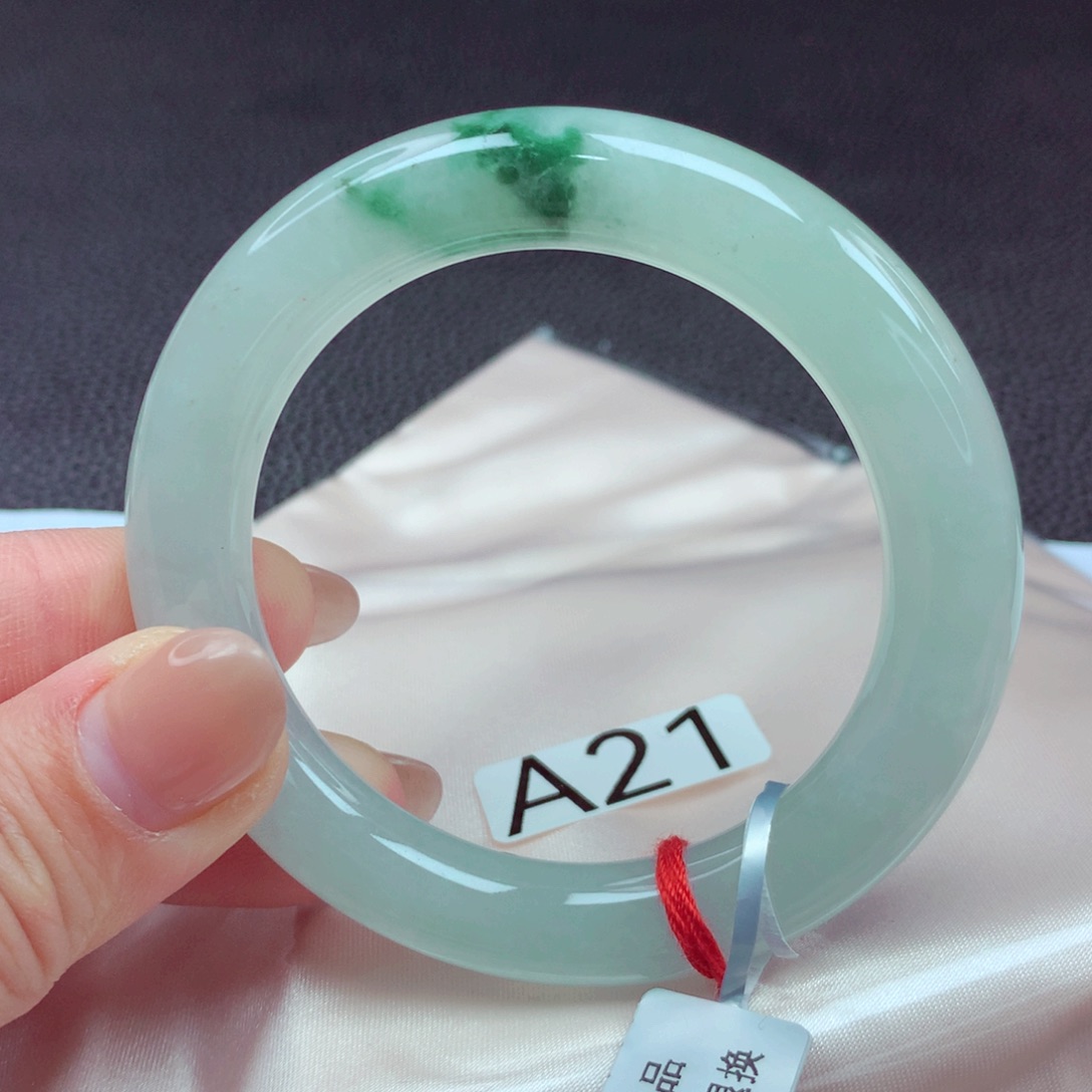 翡翠手镯未镶嵌手镯88