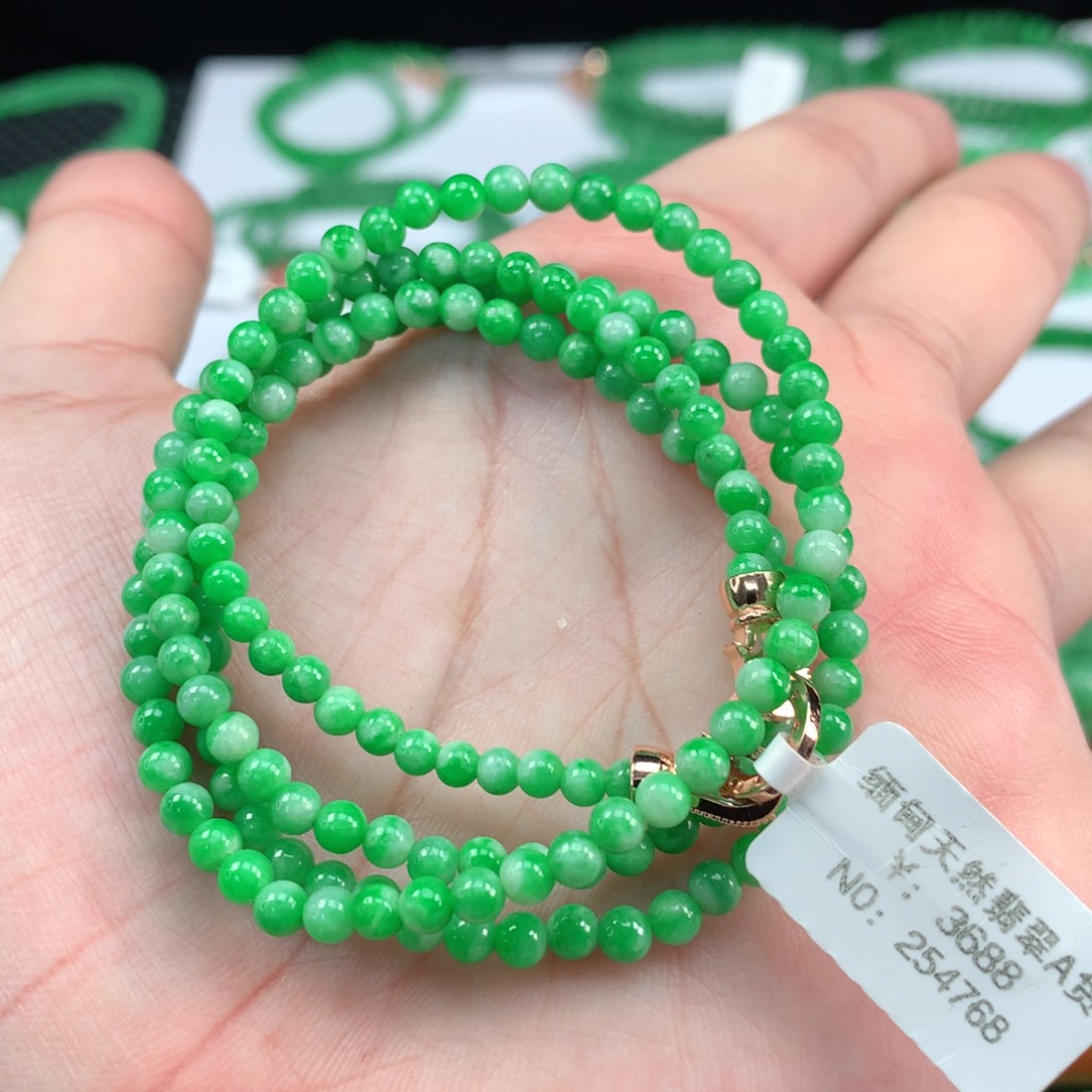 翡翠手链未镶嵌翡翠