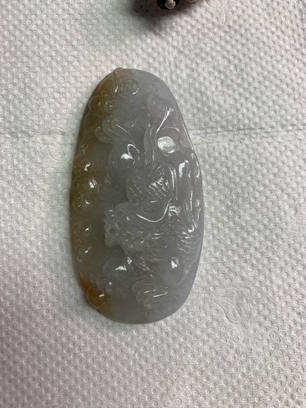 玉如军意翡翠珠宝