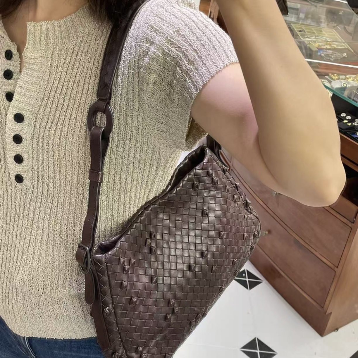95新 BOTTEGA VENETA/葆蝶家  2442 Bv 编织hobo单肩包～ 超稀有～
