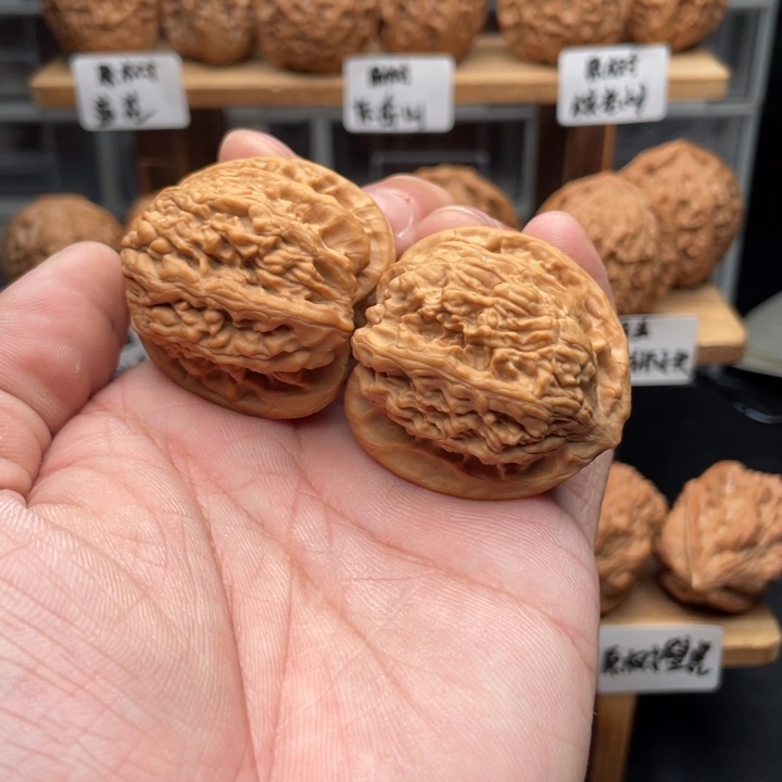 桃核把件野生蚂蚁沟39头货福利