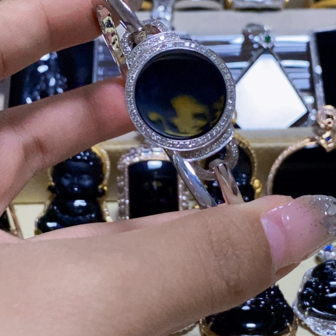 定制翡翠18K金镶嵌妃*墨翠