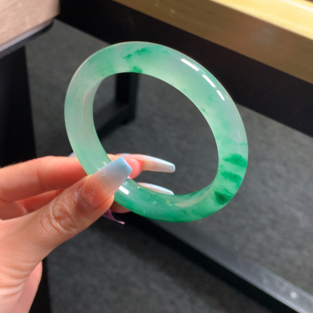 石英质玉手镯未镶嵌雏*·