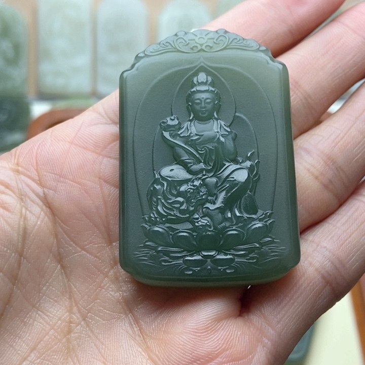 和田玉颈饰未镶嵌蓓