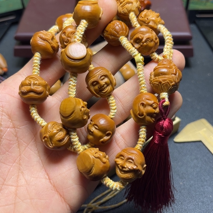 5***豪橄榄核手串/手链橄榄核雕音派十八罗汉