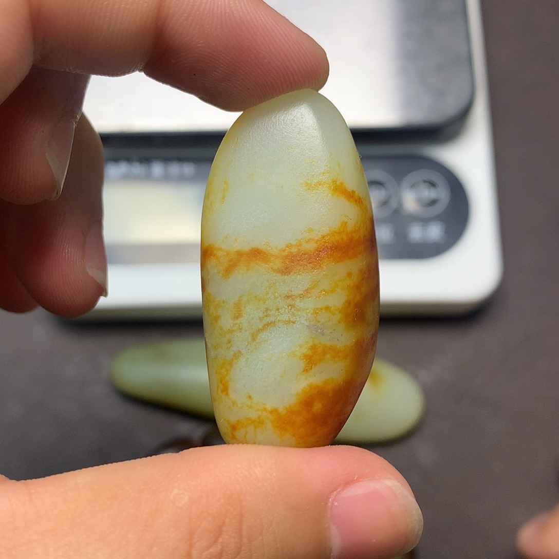 和田玉（糖玉）未镶嵌挂件