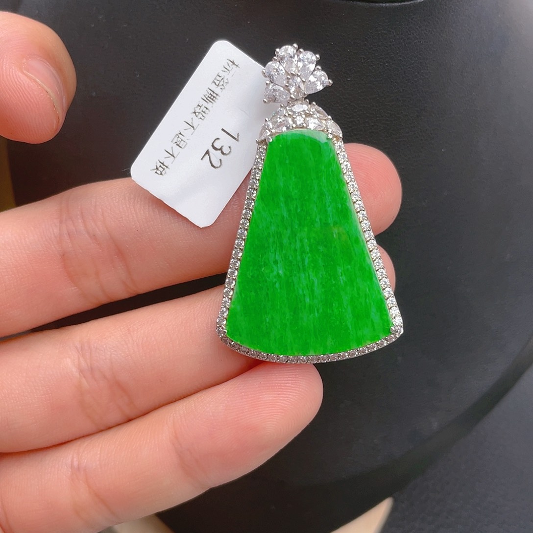 【闪购商品】翡翠吊坠(不含链)银S925镶嵌