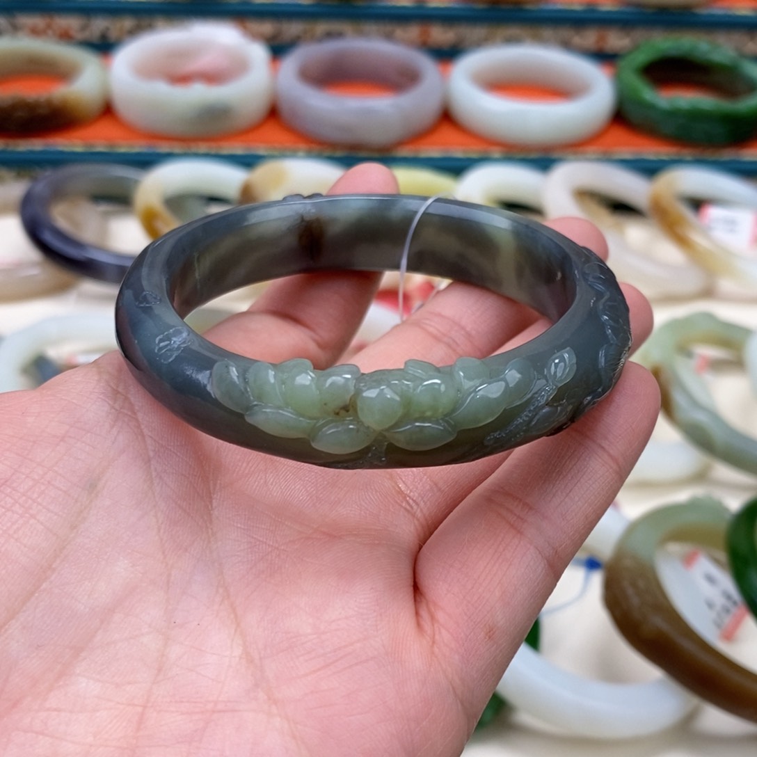 和田玉手镯58.2楼兰三色未镶嵌