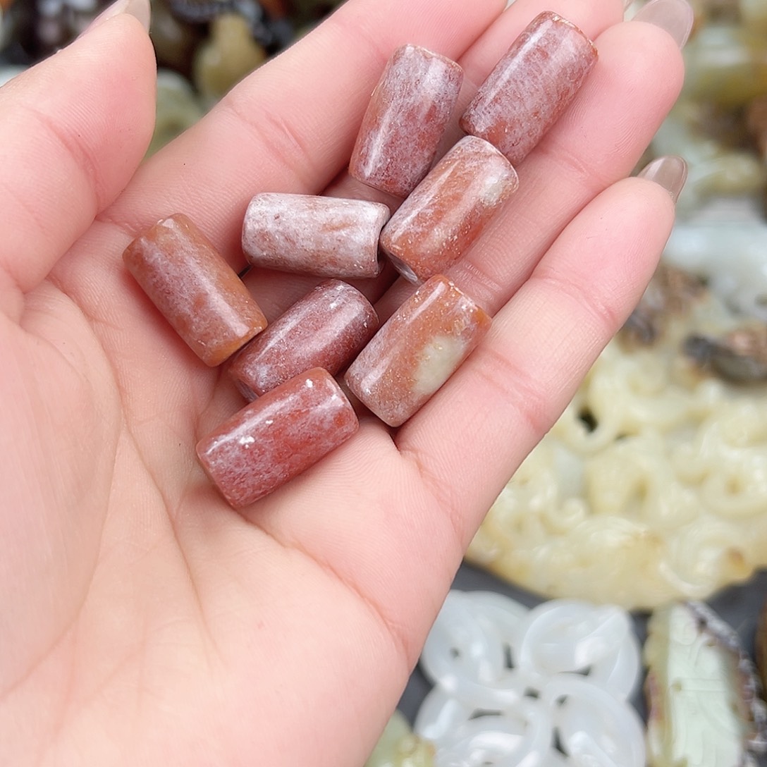 和田玉（糖玉）颈饰未镶嵌