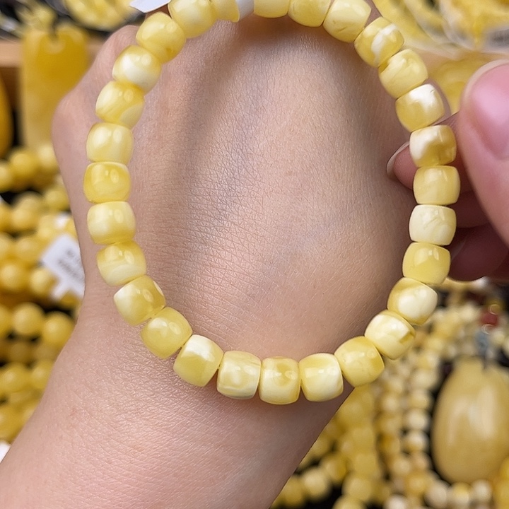 琥珀未镶嵌颈饰琥珀 