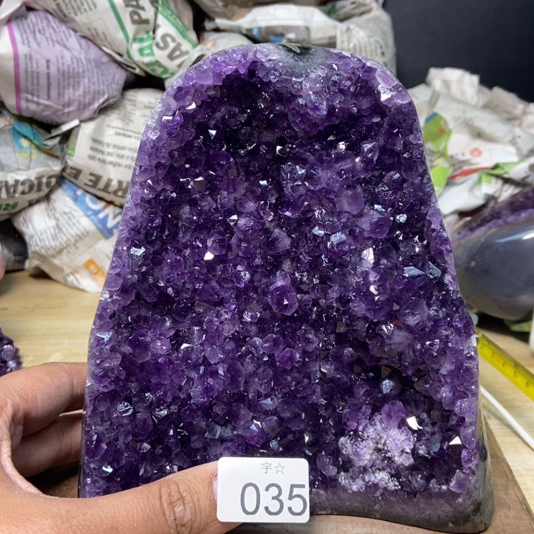 紫晶天然水晶摆件未镶嵌