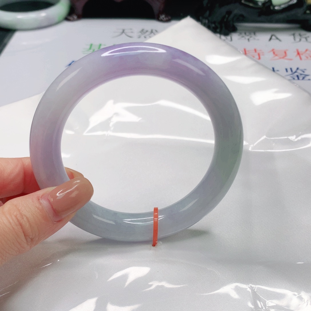 翡翠手镯（圆镯）未镶嵌缅甸天然A货翡翠