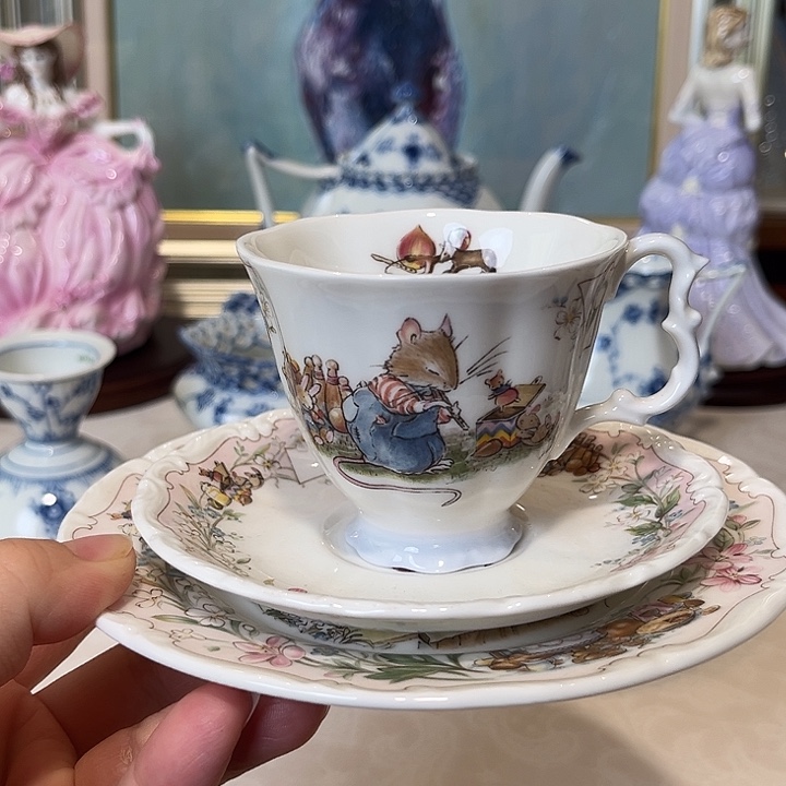 杯欧洲中古瓷器摆件