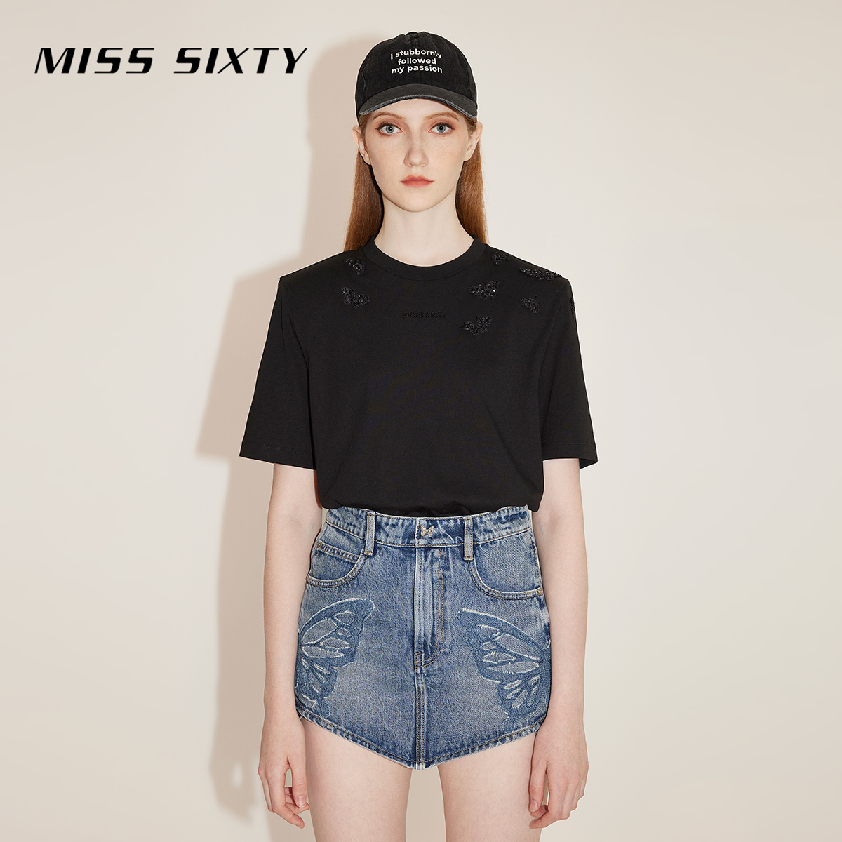 Miss Sixty2023秋季新款T恤女圆领垫肩设计重工钉珠蝴蝶短袖轻奢
