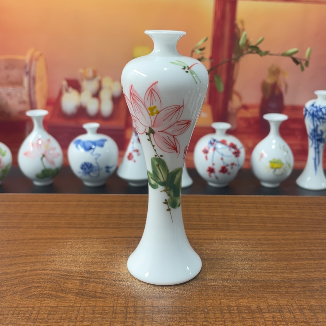 陶瓷景德镇小花瓶等着你