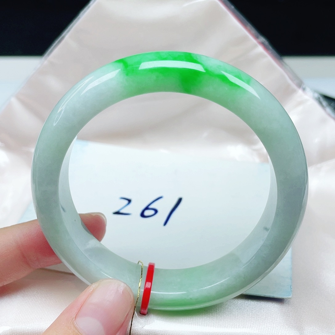 翡翠未镶嵌手镯正圈52.5