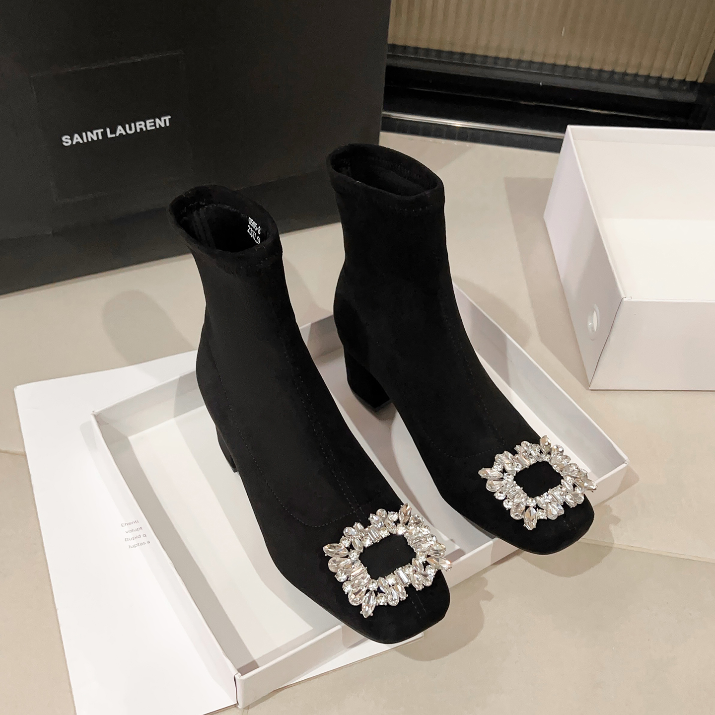 靴子女款爆款2025新款方头粗跟百搭短靴女水钻短靴瘦瘦靴气质高跟