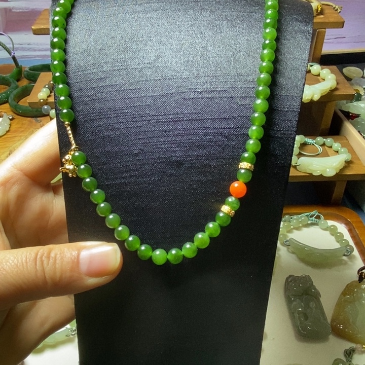 和田玉（碧玉）未镶嵌颈饰