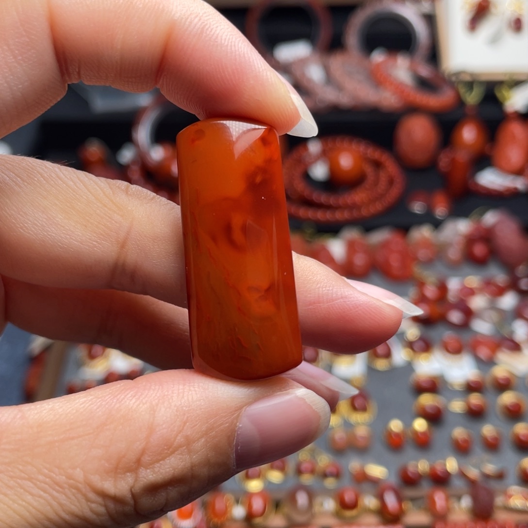 哎***哦南红玛瑙未镶嵌无事牌