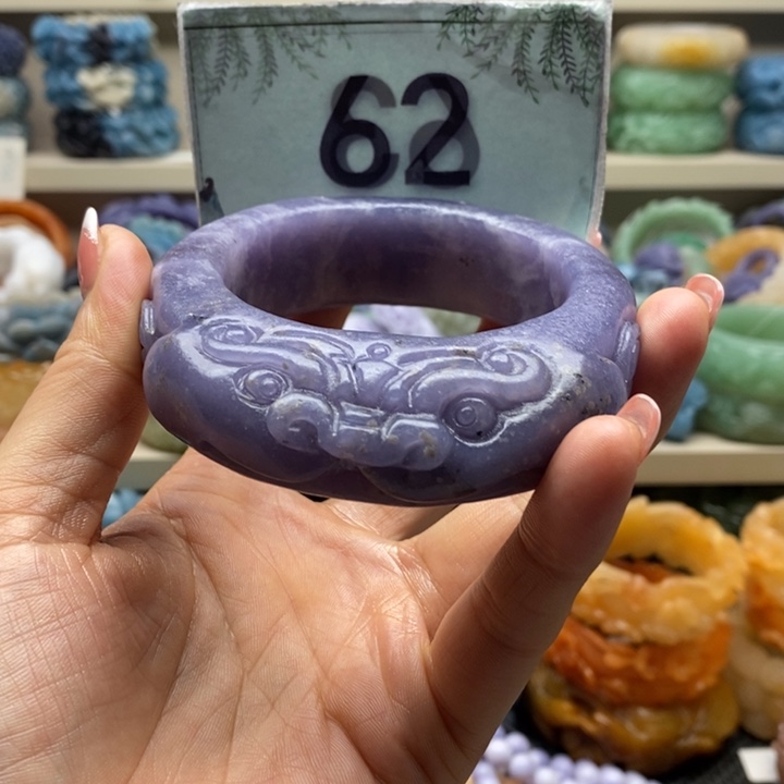 未镶嵌手镯石英岩玉