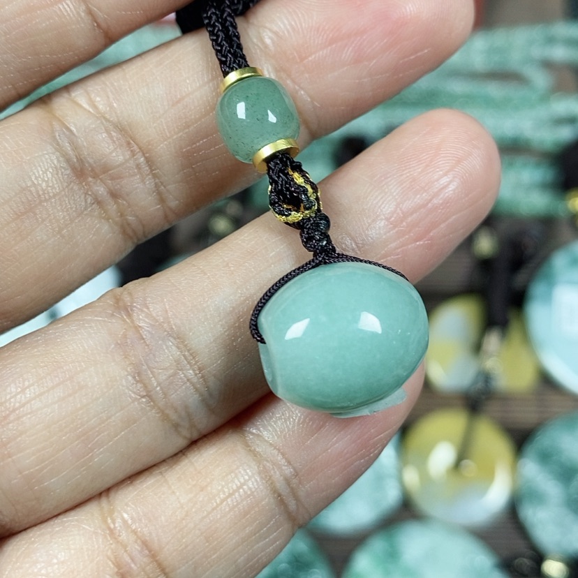 【闪购商品】翡翠颈饰未镶嵌玉吊坠翡翠玉路路通