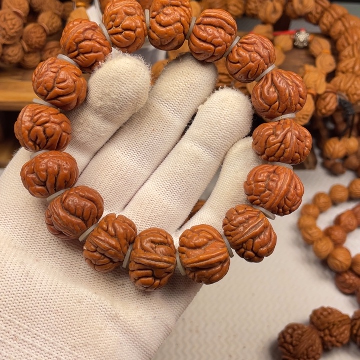 桃木6号链接桃核手串一个