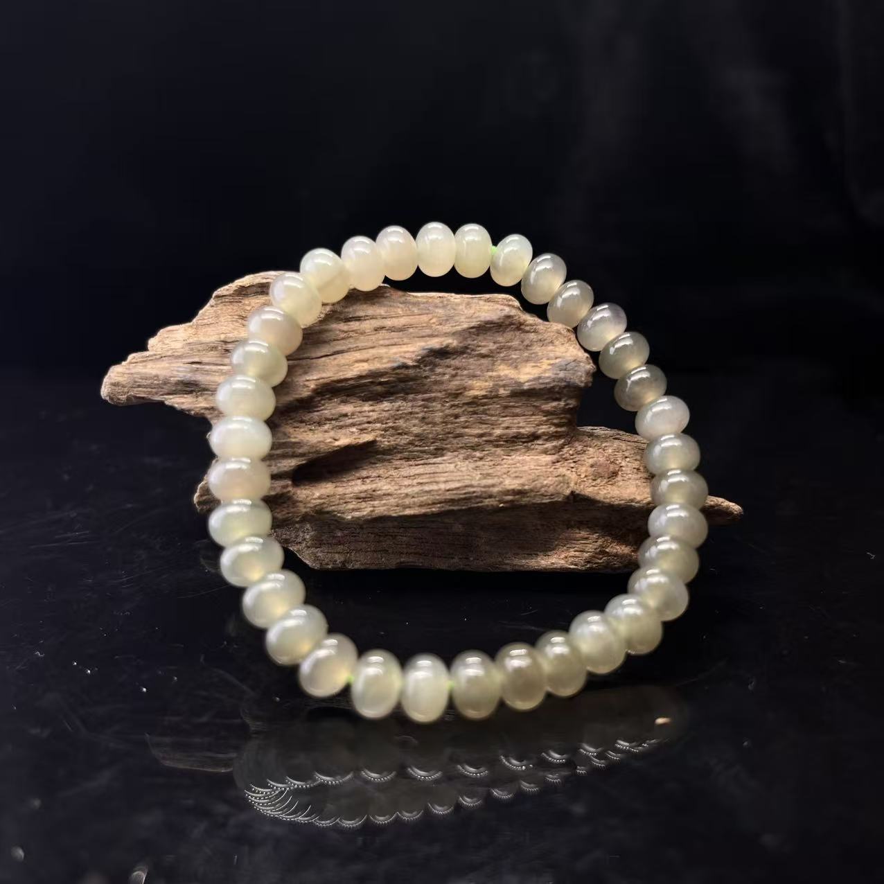 S306 和田玉手链 YY325002