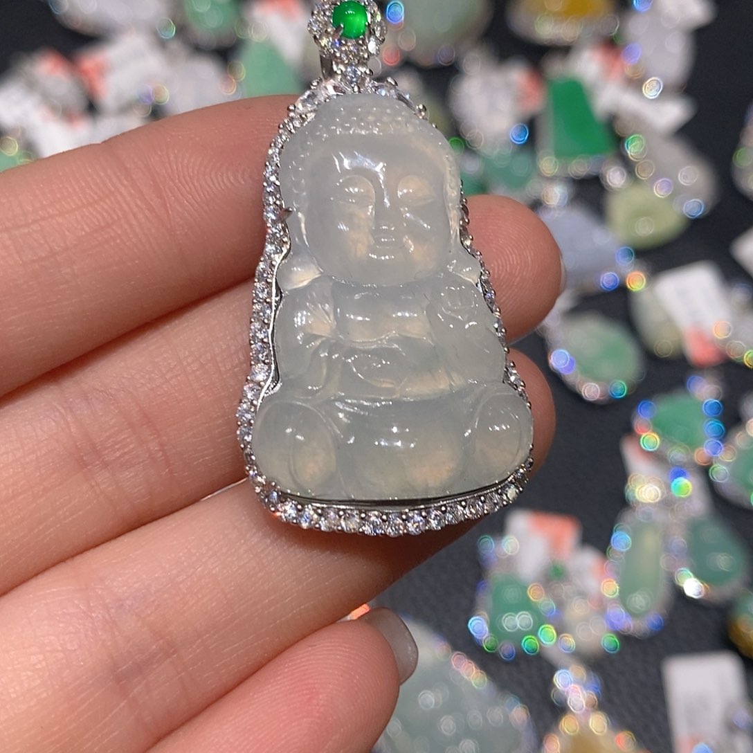 翡翠颈饰银S925镶嵌天然翡翠