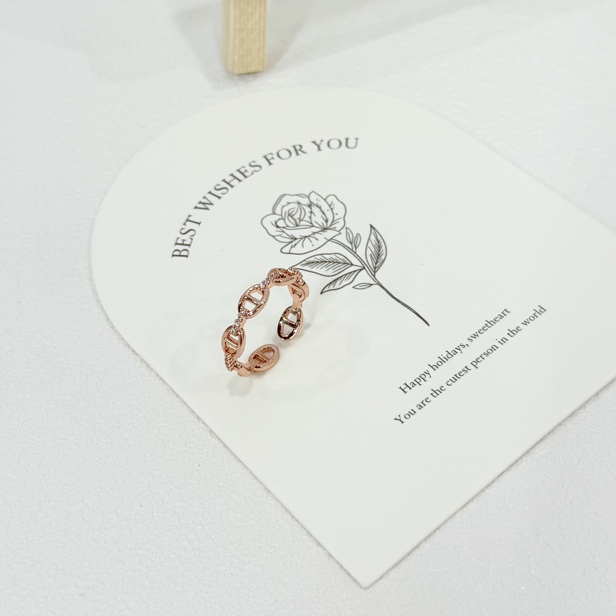 铜合金锆石戒指 D-38法式简约镂空经典气质猪鼻子开口戒指