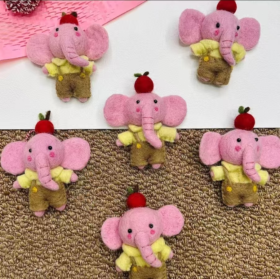 尼泊尔纯手工制作羊毛毡挂件小象系列