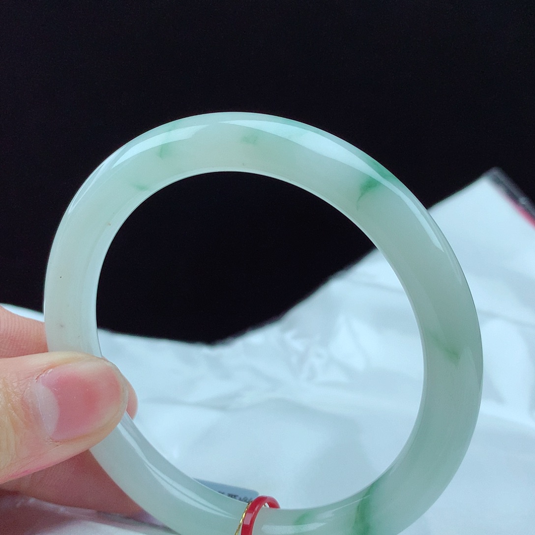 翡翠手镯未镶嵌58细圆镯3524