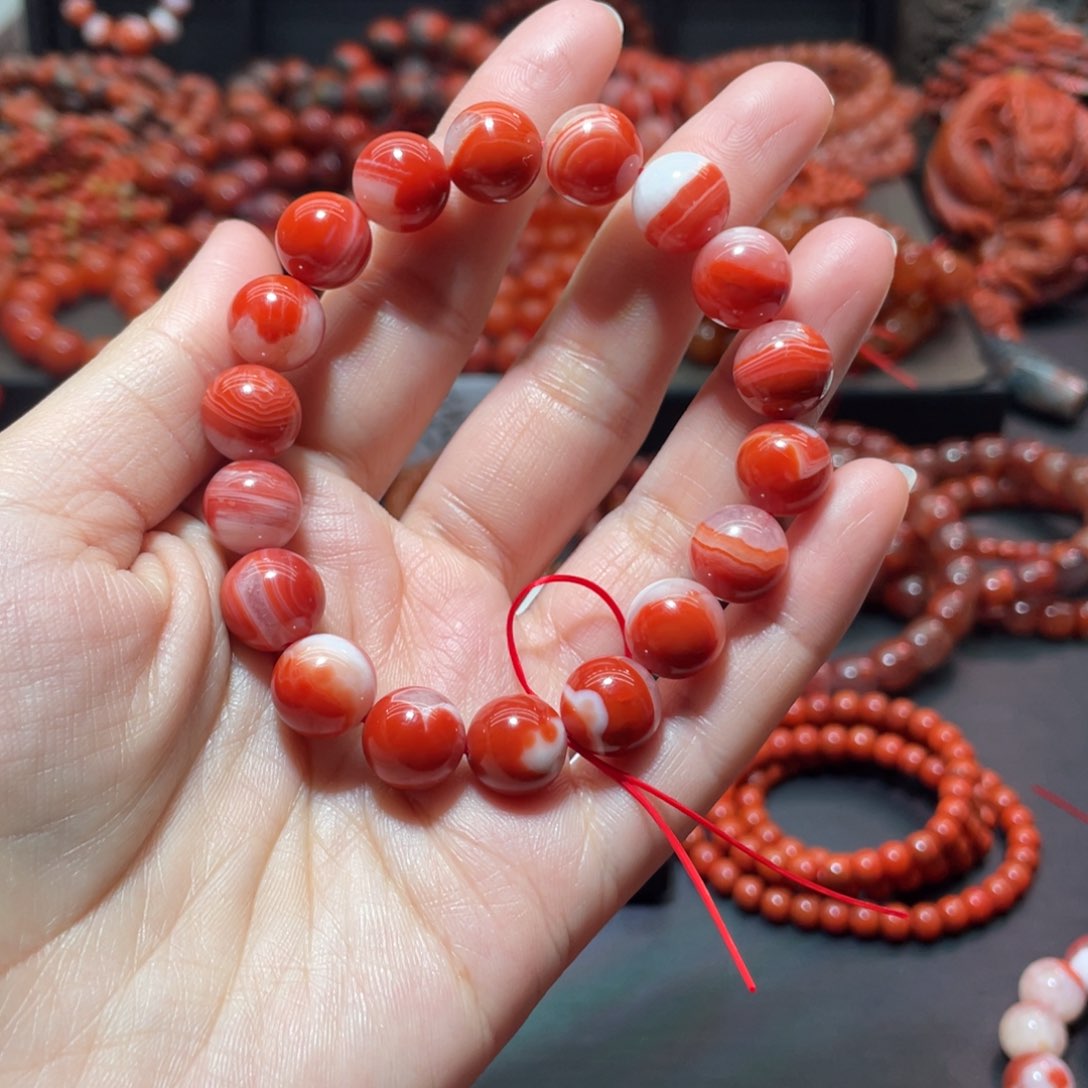 南红玛瑙手链未镶嵌