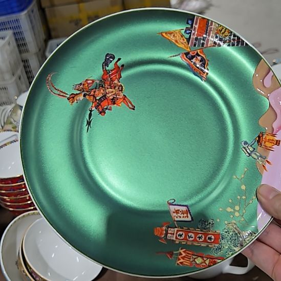 瓷片微瑕奥维8寸4个浅盘66666