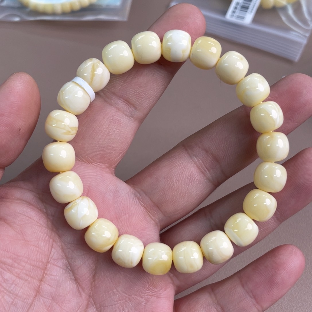 琥珀裸石未镶嵌159000000000