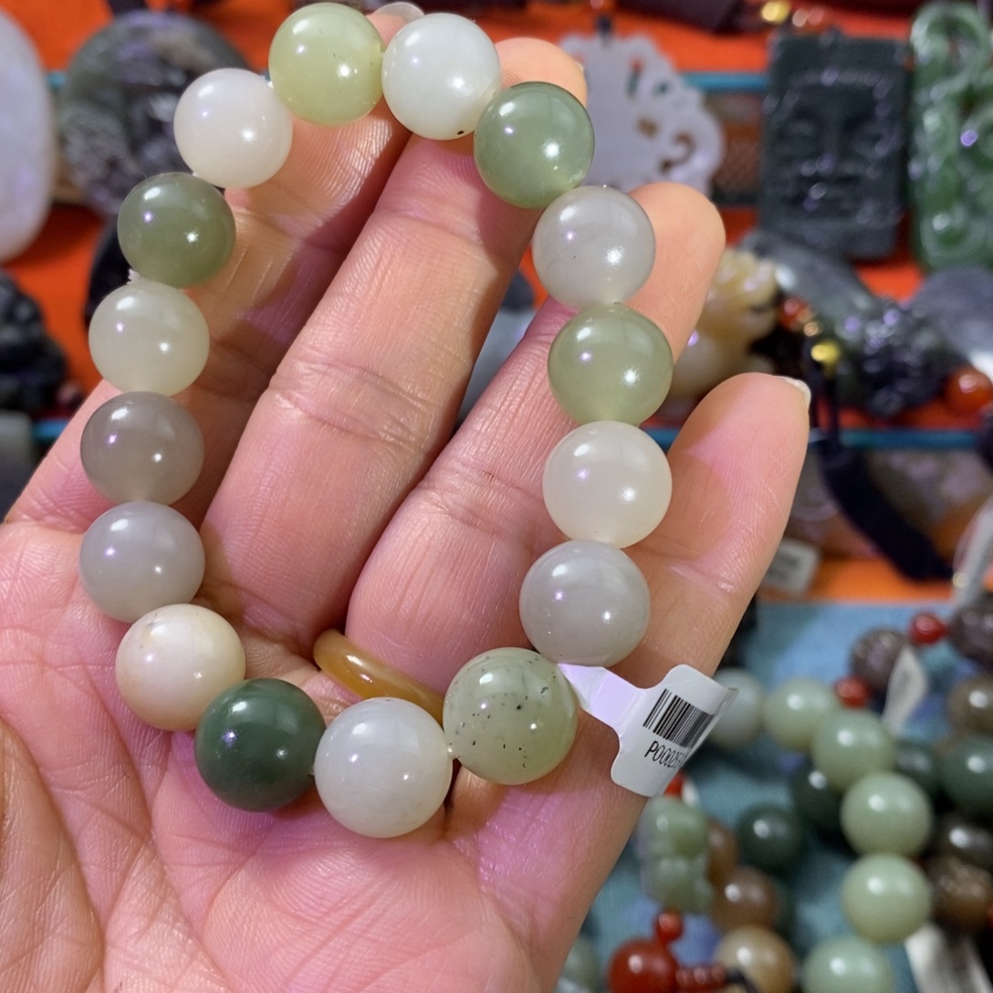 和田玉未镶嵌手链