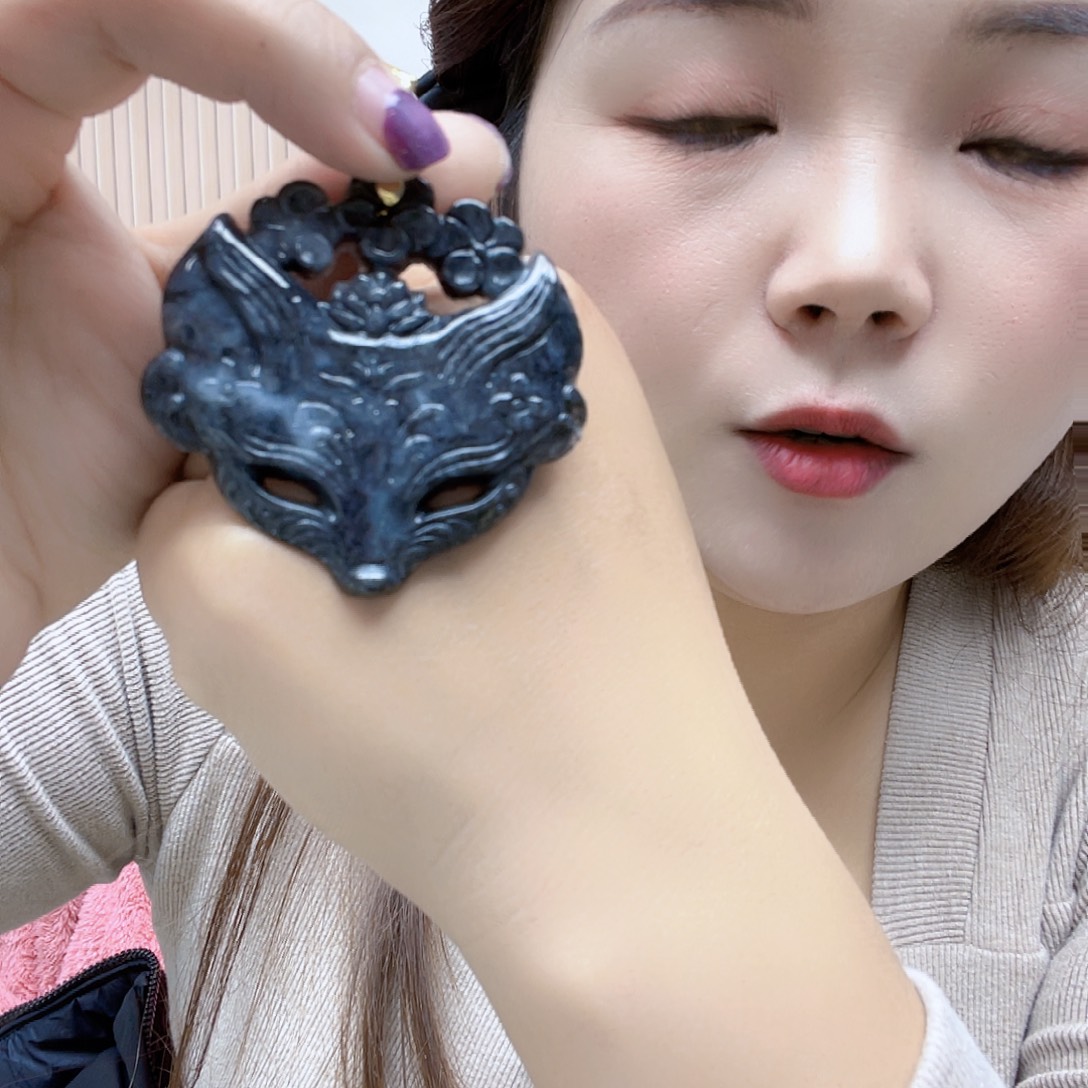 翡翠未镶嵌颈饰项链