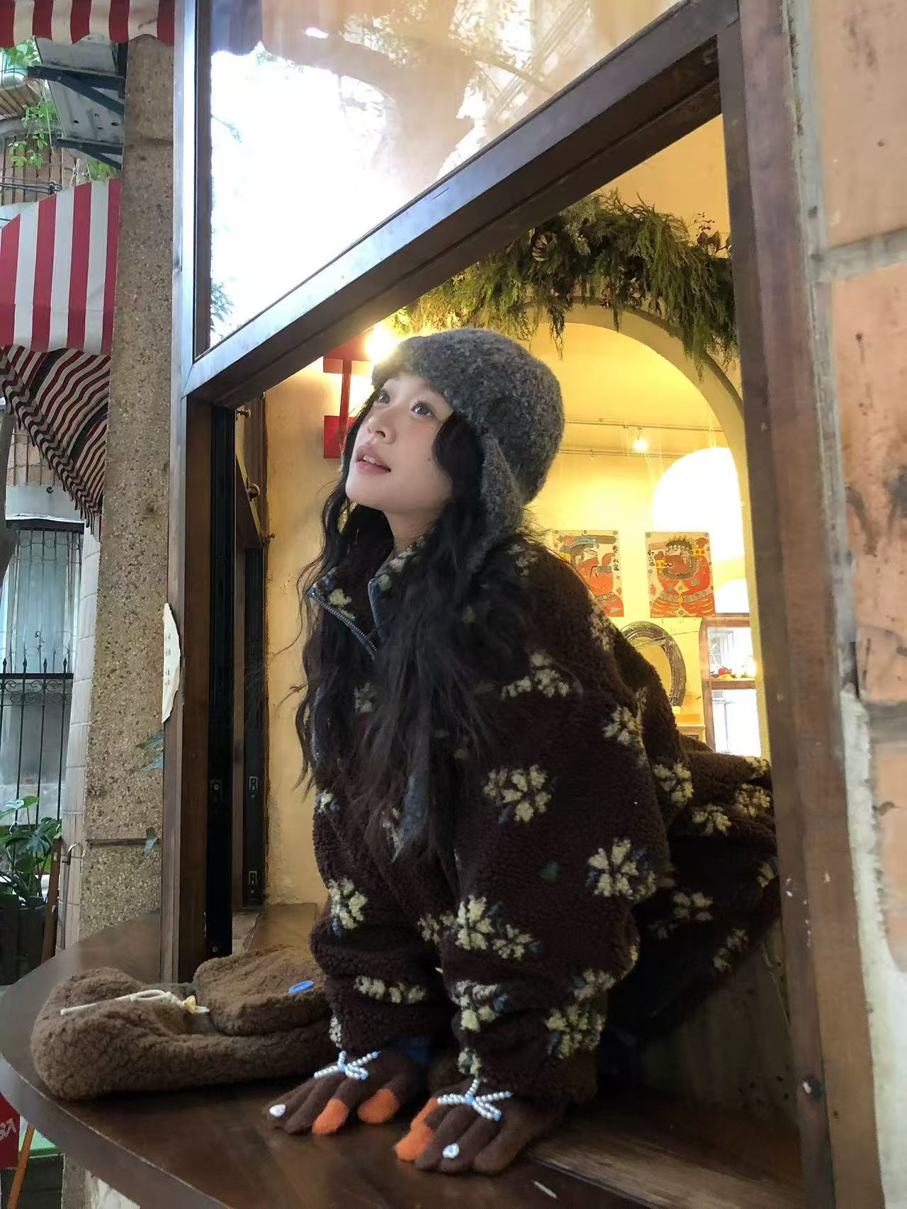 小慧 复古费尔岛风碎花加厚保暖毛绒外套KG16