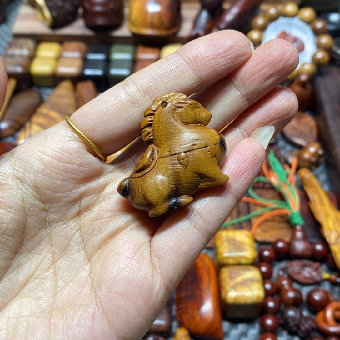 木枣木瑕疵小马一个