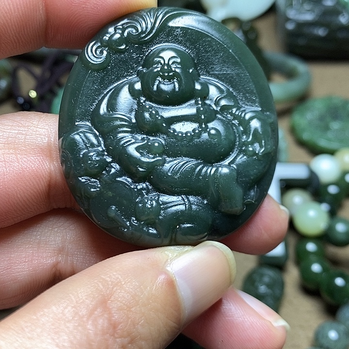 和田玉未镶嵌颈饰