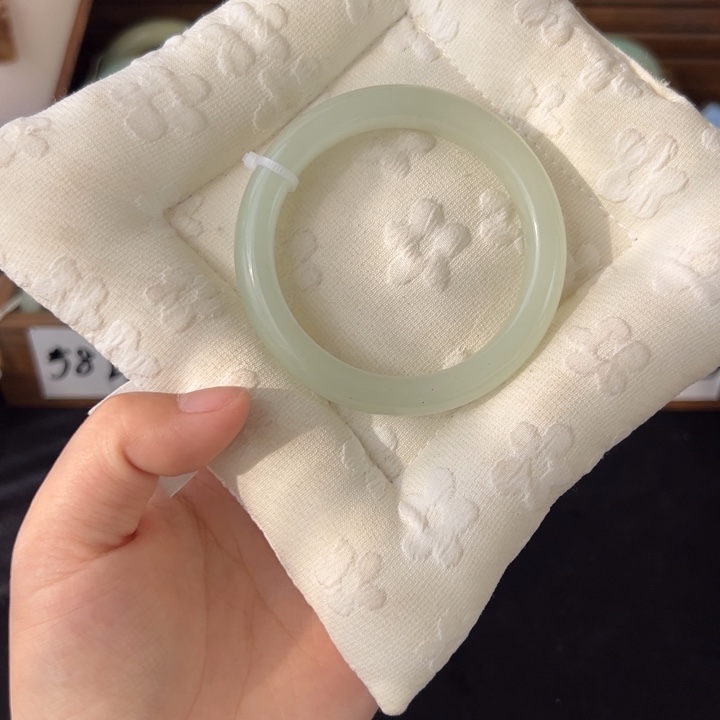 非金属东陵嫩白晴圈口56