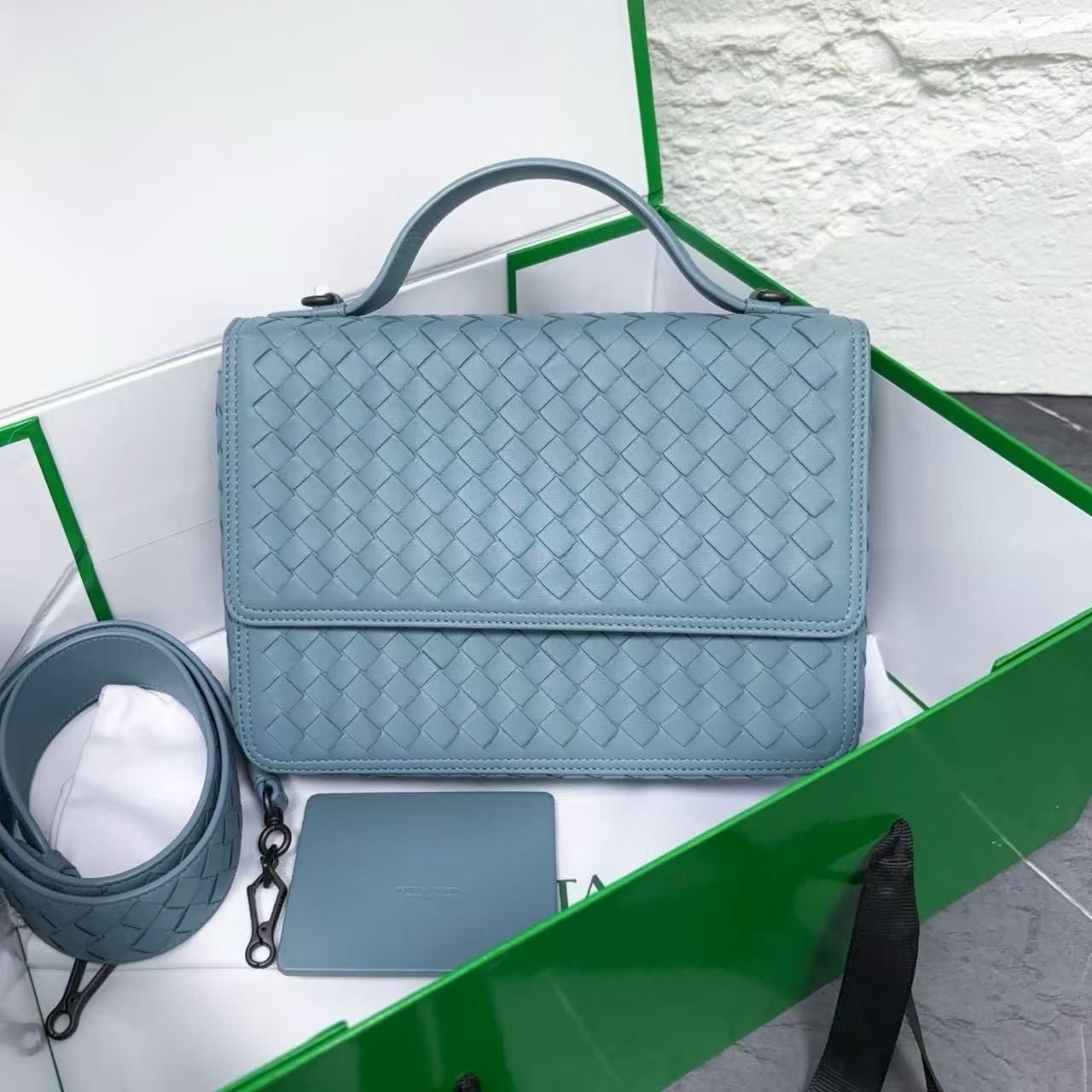 95新 BOTTEGA VENETA/葆蝶家 bv蓝色编织1622/二奢包包
