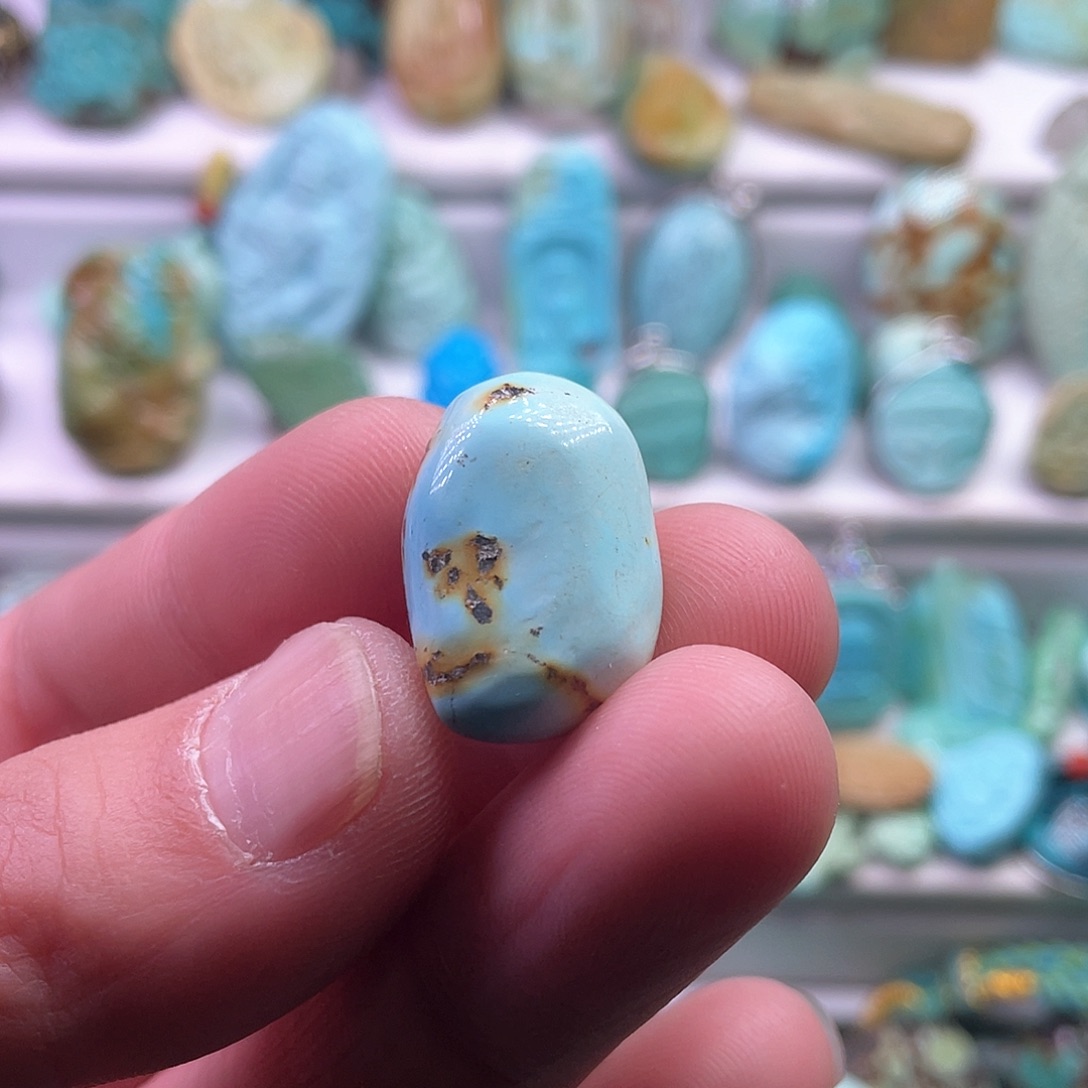 绿松石颈饰未镶嵌