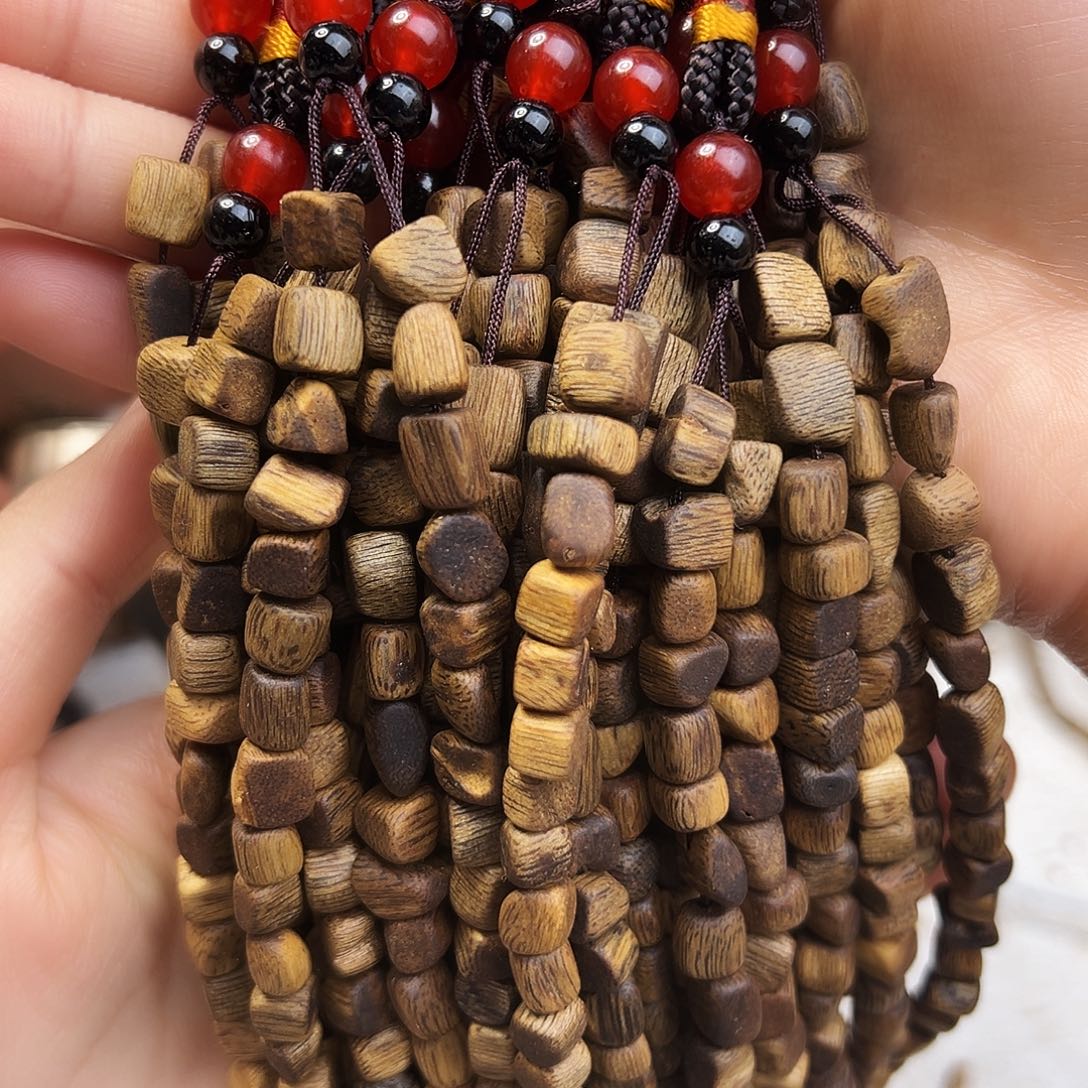 沉香碎屑沉香树粒车挂福利多样性发一