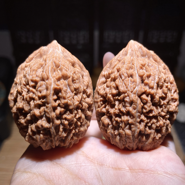 全品配对文玩核桃精品大蒜头手把件 38边38肚48高