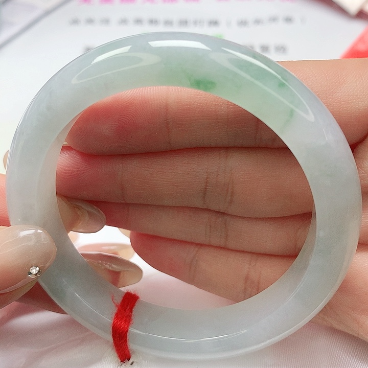 翡翠手镯未镶嵌缅甸天然A货翡翠